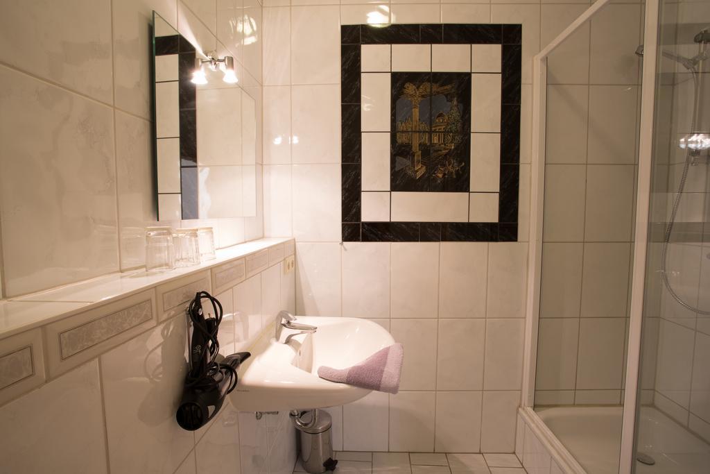 Gutenberg 20 Speyer Cameră foto