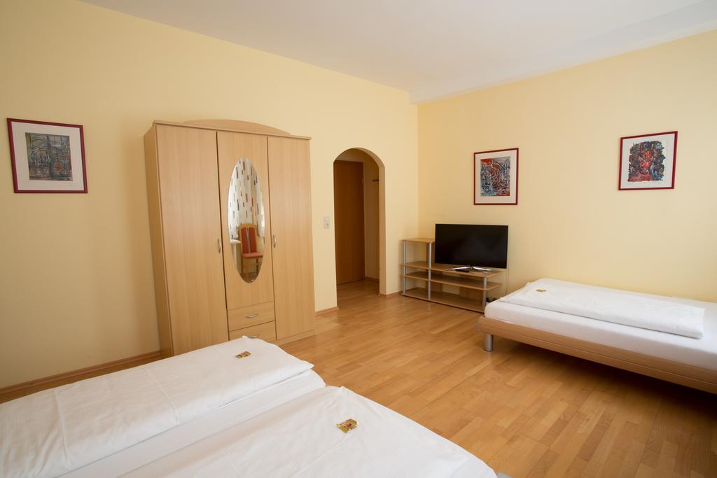 Gutenberg 20 Speyer Cameră foto