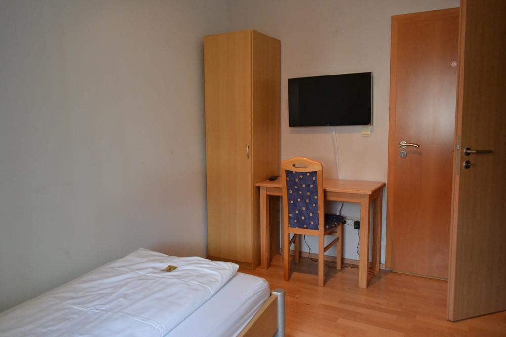 Gutenberg 20 Speyer Cameră foto
